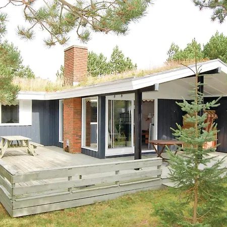 Gorgeous In Romo With Wifi Holiday home